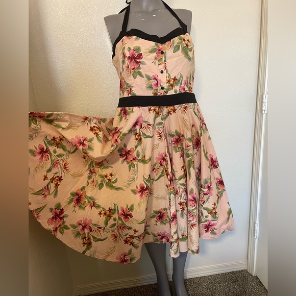 Lucky Thirteen Hawaiian style halter swingg dress size 3 xl 🌺 - Picture 3 of 9